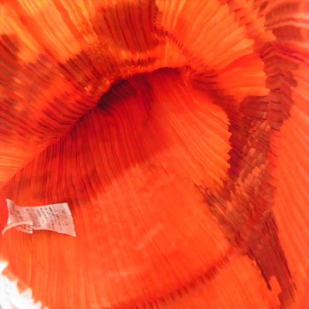 PLEATS PLEASE プリーツプリーズ イッセイミヤケ PP81-AG032 プリーツ加工 チャイナ 中国 龍 縁起 柄 巾着 リュック バッグ マルチカラー系【美品】【中古】