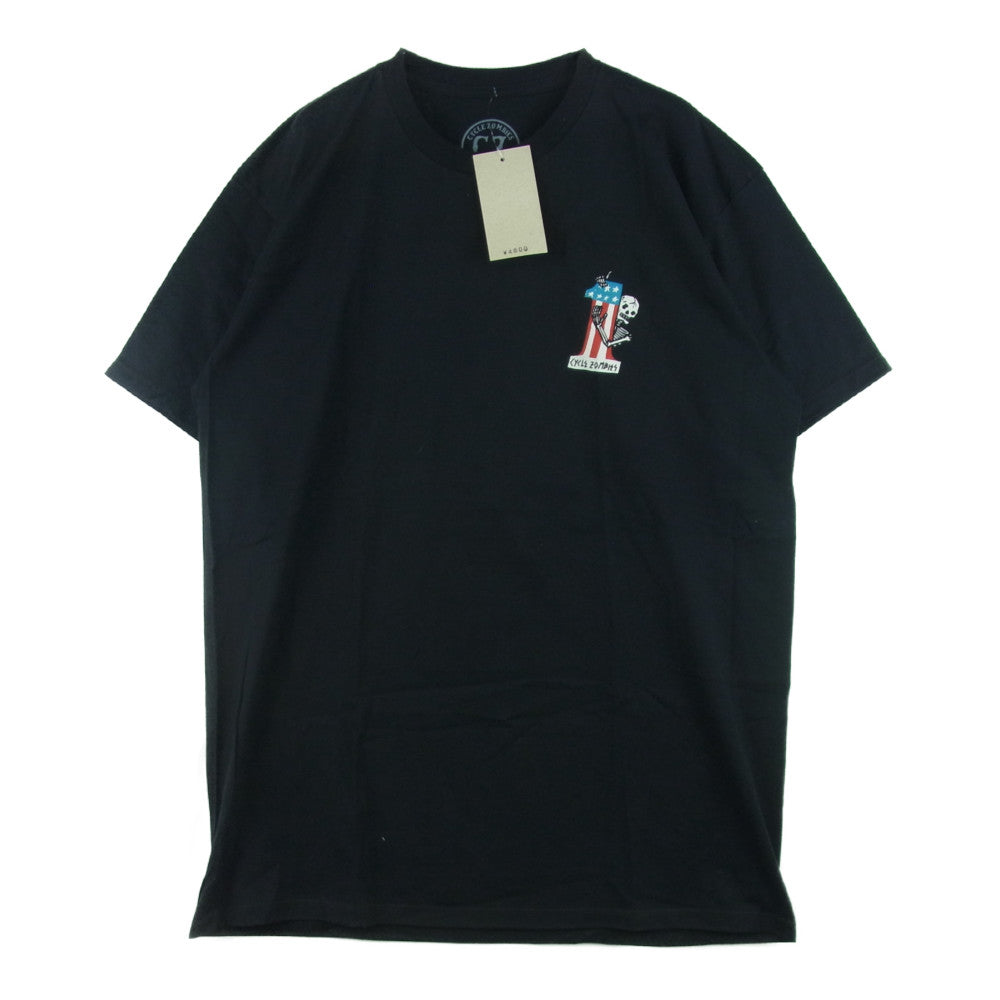 サイクルゾンビーズ ワンポイント ロゴ クルーネック プリント 半袖 Tシャツ ブラック系 L【新古品】【未使用】【中古】