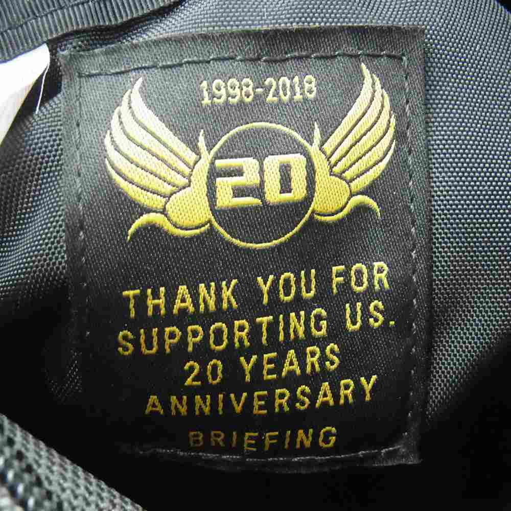 BRIEFING ブリーフィング 20th ANNIVERSARY DAY TRIPPER S CRAZY 20周年記念 クレイジーパターン デイ トリッパー ショルダー バッグ ブラック系 グレー系【中古】