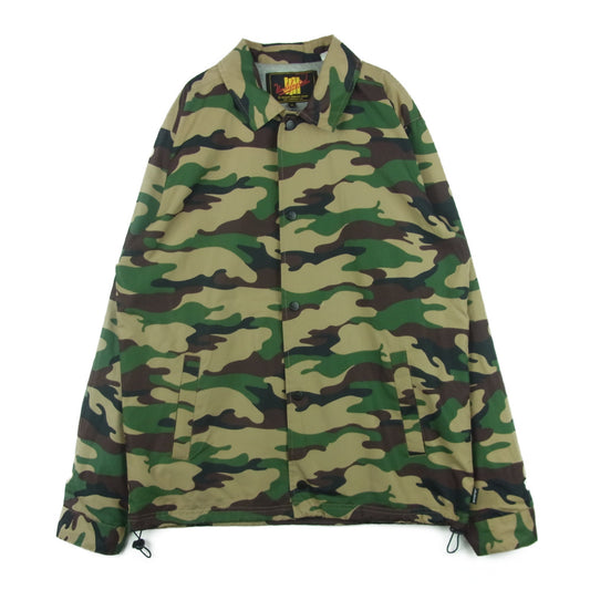 UNDEFEATED アンディフィーテッド UNDFTD バックロゴ カモ 迷彩 コーチ ジャケット 中国製 カーキ系 M【中古】
