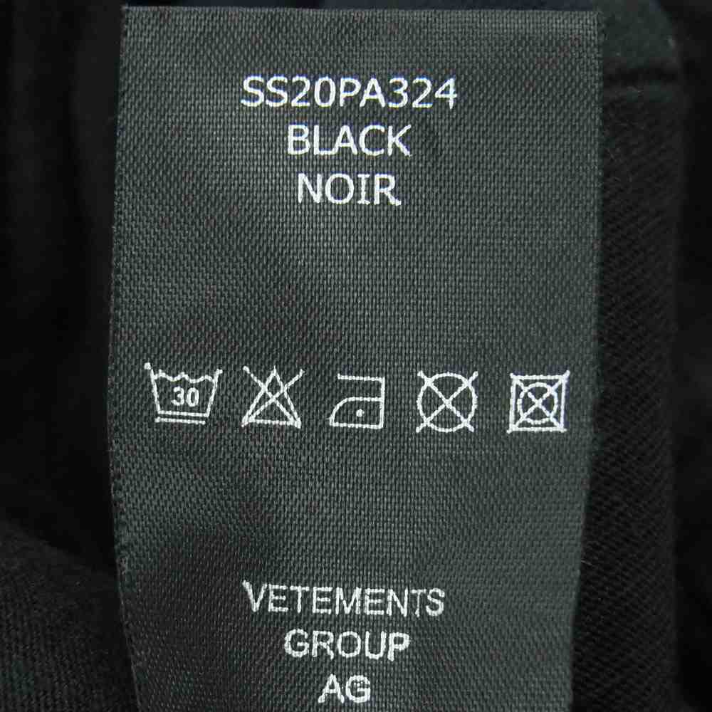 VETEMENTS ヴェトモン SS20PA324 ワッペン スウェット ショート ハーフ パンツ ポルトガル製 ブラック系 XL【中古】