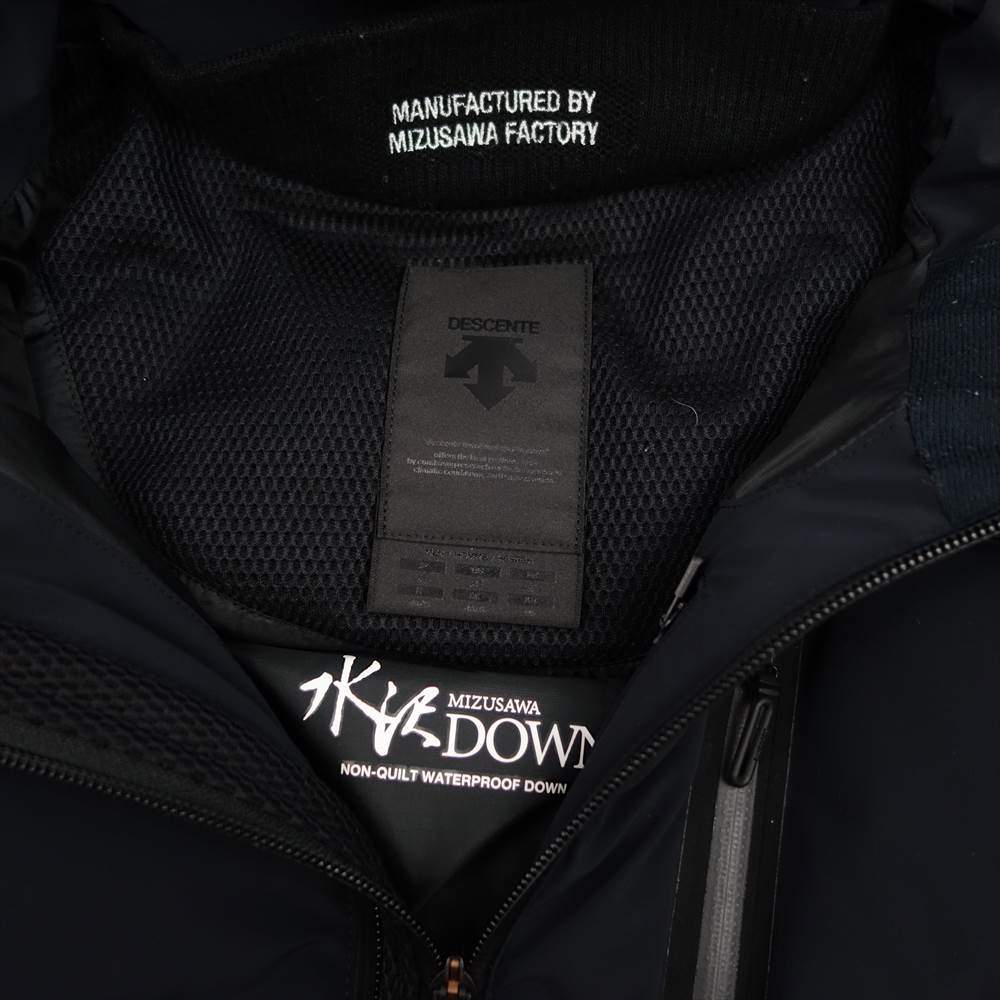 DESCENTE デサント DIA3774U MIZUSAWA DOWN JACKET STORM 水沢ダウン ストーム バーティカル ダウンジャケット ブラック系 M【中古】
