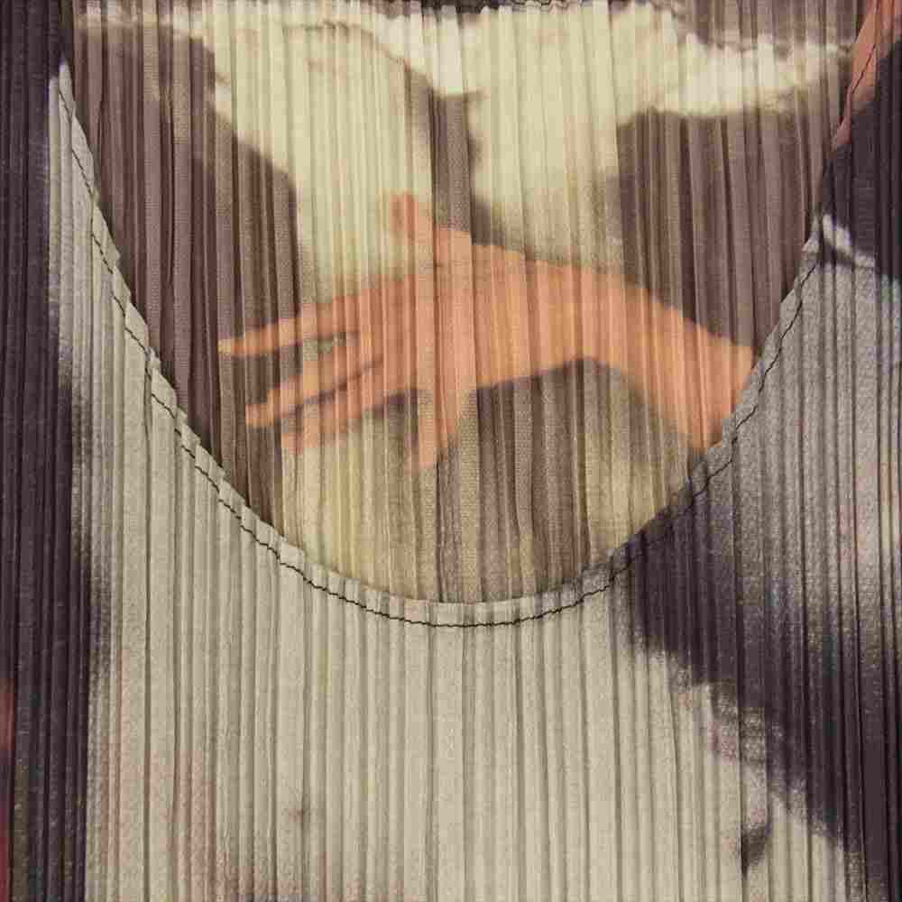 PLEATS PLEASE プリーツプリーズ イッセイミヤケ PP64-JK700 プリーツ加工 GUEST ARTIST SERIES NO1 森村泰昌 総柄 ノースリーブ カットソー ブラウン系 3【美品】【中古】