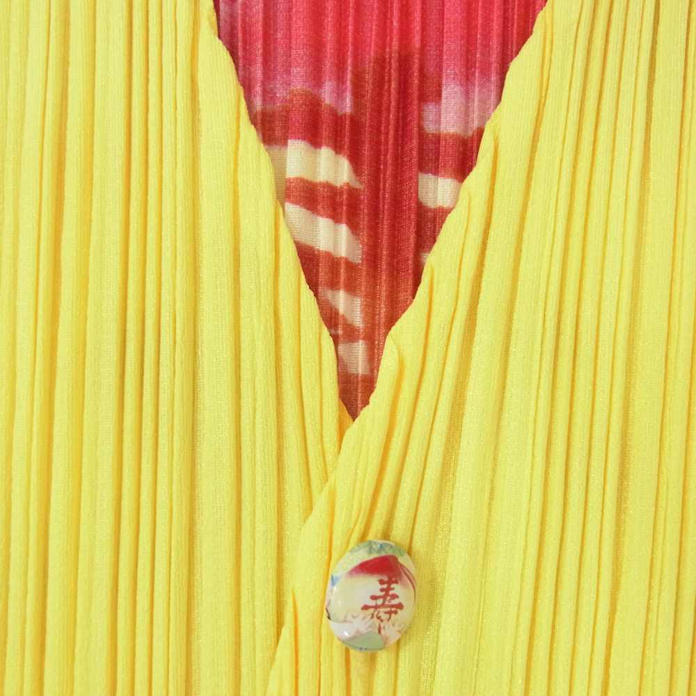 PLEATS PLEASE プリーツプリーズ イッセイミヤケ PP81-JE850 プリーツ加工 おめでた プリント ベスト パンツ セットアップ イエロー系 3【美品】【中古】