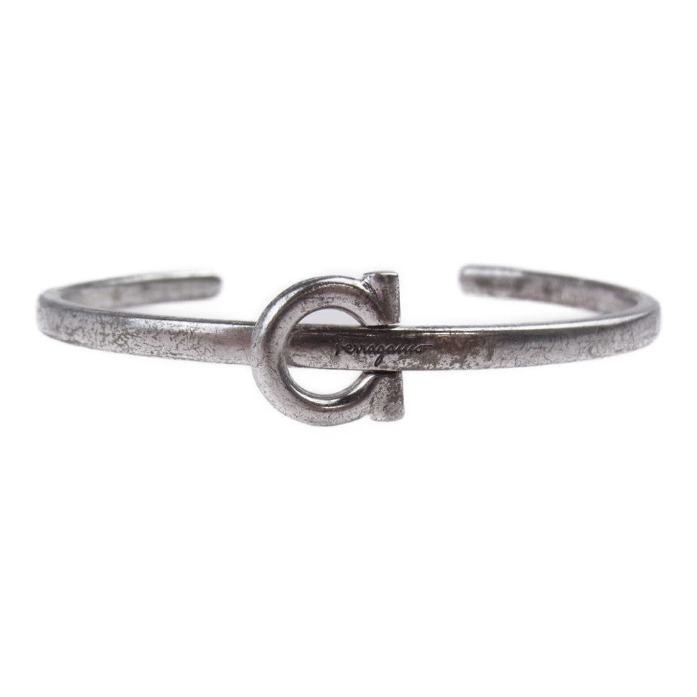 Salvatore Ferragamo サルヴァトーレフェラガモ ガンチーニ ナロー バングル シルバー系【中古】