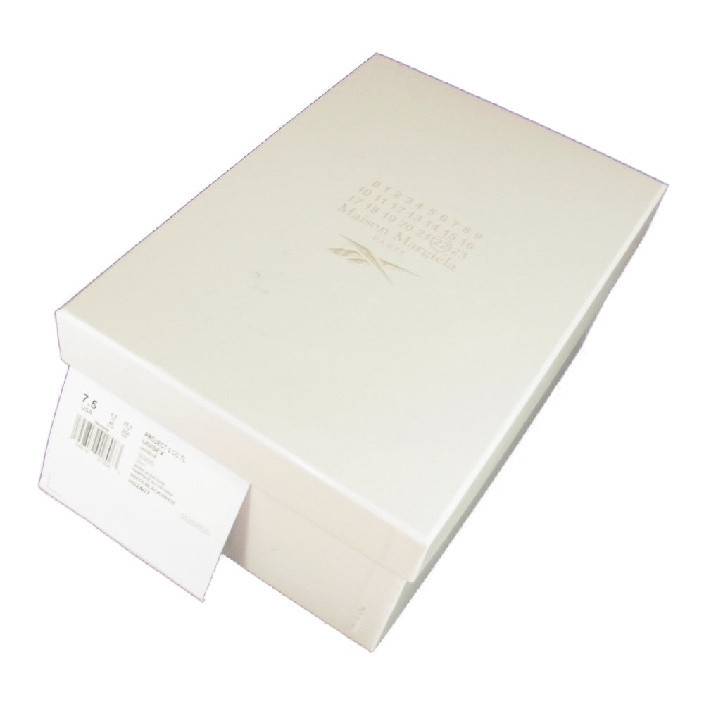 MAISON MARGIELA メゾンマルジェラ Reebok H02407 CLASSIC LEATHER MEMORY OF リーボック クラシック レザー メモリー オフ ローカット スニーカー ホワイト系 25.5cm【中古】