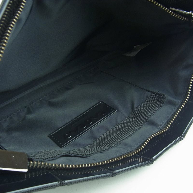 ISSEY MIYAKE イッセイミヤケ BB57-AG041 BAOBAO バオバオ チェーン ショルダー 2WAY クラッチ バッグ ブラック系【中古】
