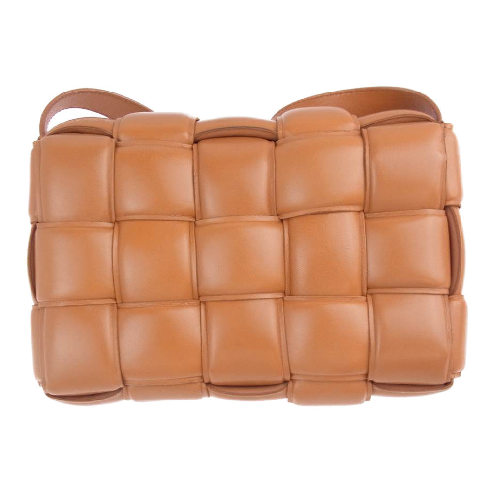 BOTTEGAVENETA ボッテガヴェネタ パデッド カセット レザー ショルダー バッグ  ライトブラウン系【中古】
