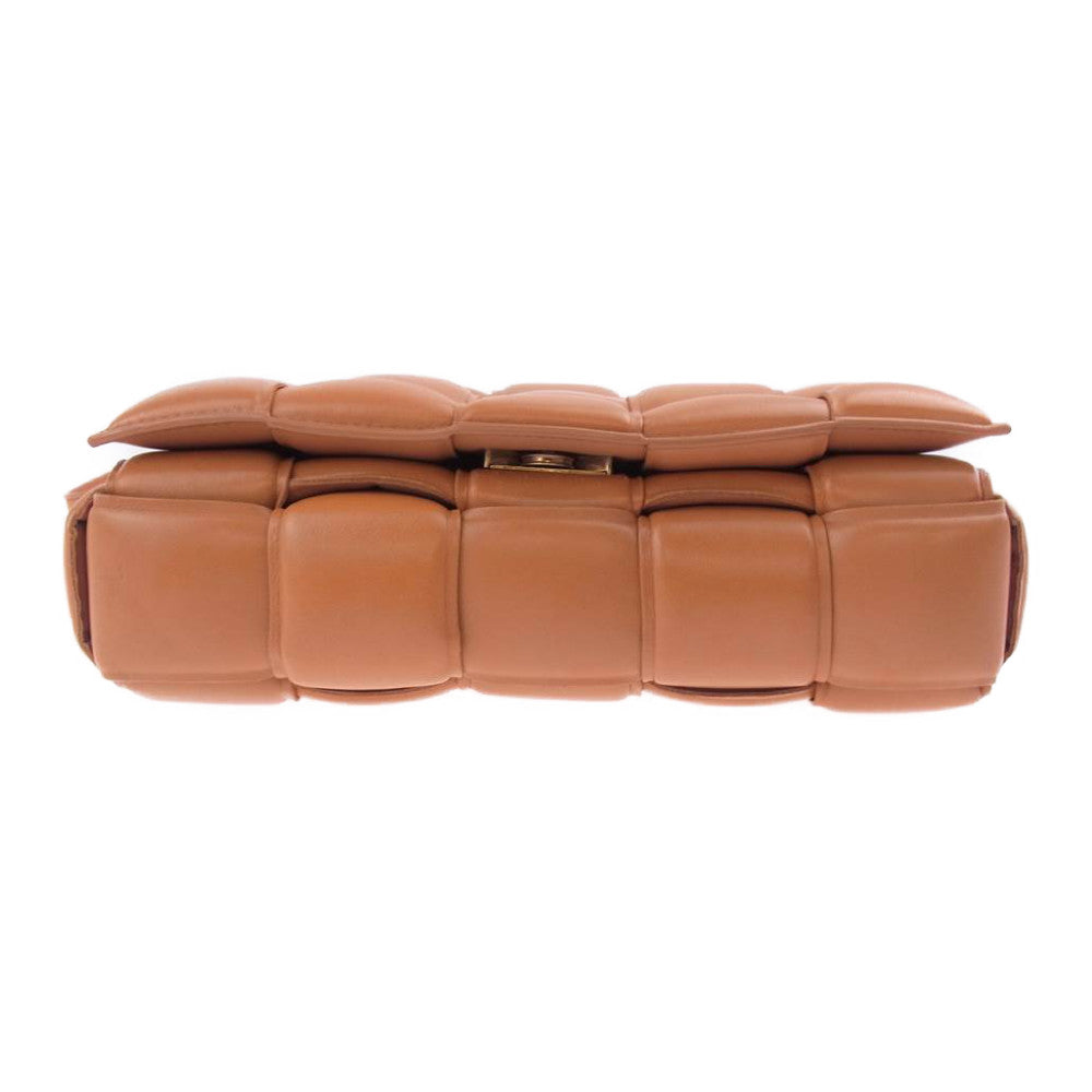 BOTTEGAVENETA ボッテガヴェネタ パデッド カセット レザー ショルダー バッグ  ライトブラウン系【中古】