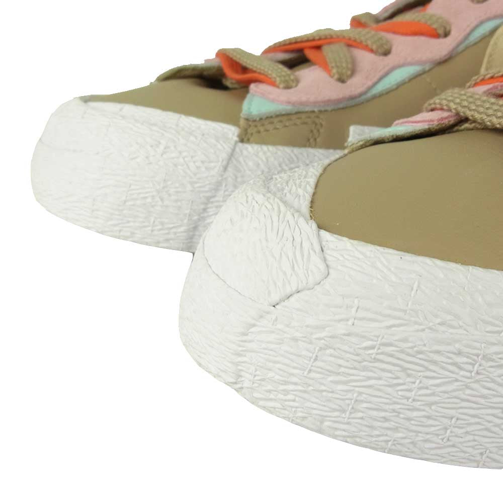 NIKE ナイキ DM7901-200 KAWS カウズ × sacai サカイ × Blazer Low Reed ブレーザー ロー リード ベージュ系 29㎝【新古品】【未使用】【中古】