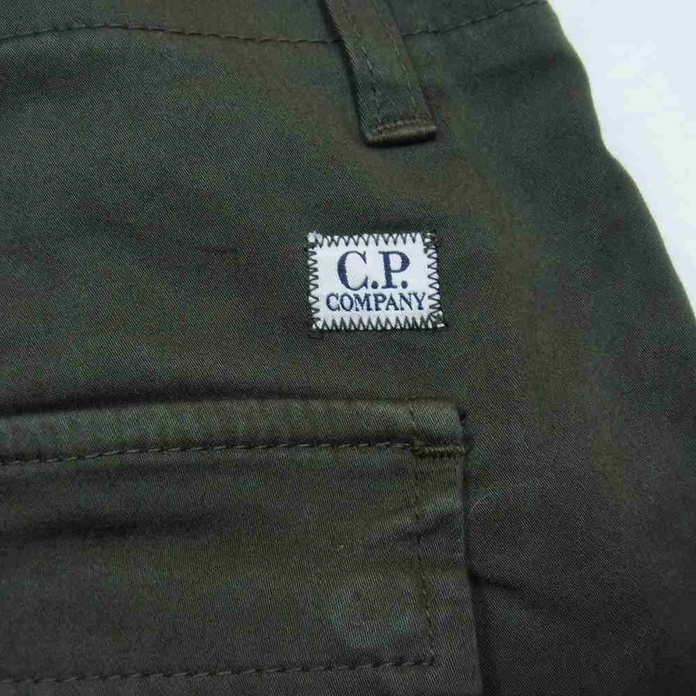 C.P.Company シーピーカンパニー 22SS 12CMPA131A SATIN STRETCH CARGO PANTS ゴーグルレンズディテール ストレッチサテン カーゴパンツ 黒緑系 54【中古】