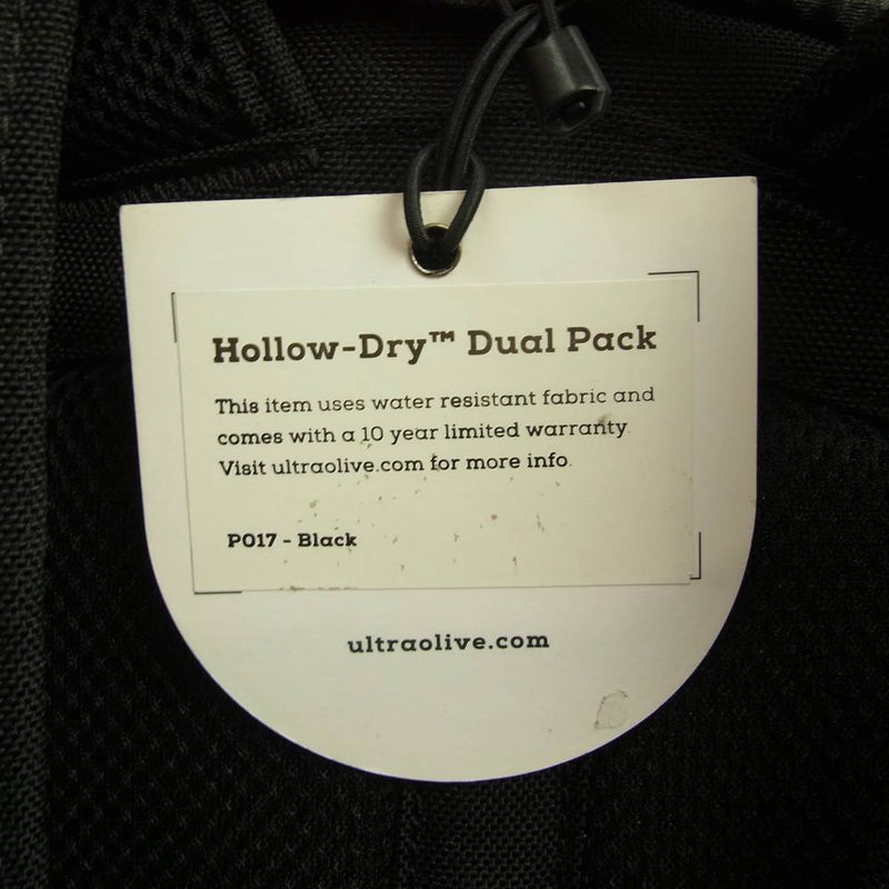 ウルトラオリーブ DUAL PACK Hollow Dry バッグ ブラック系【美品】【中古】