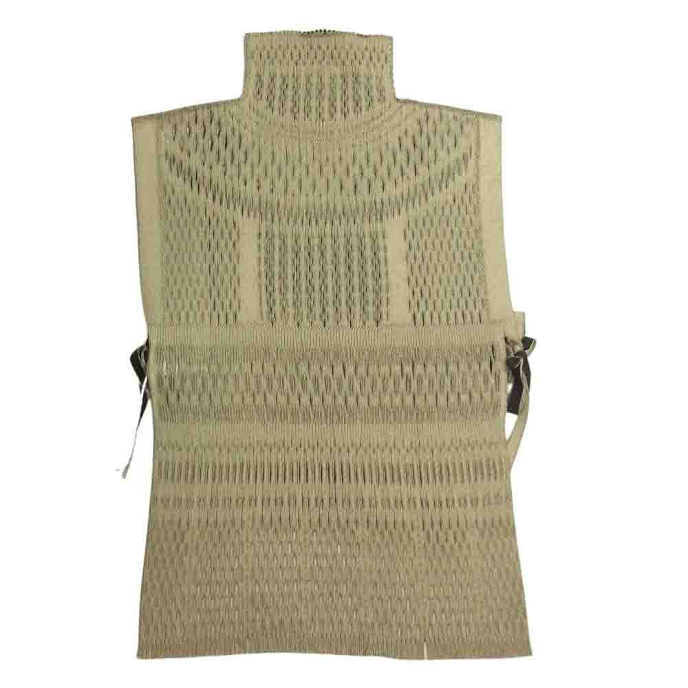 ISSEY MIYAKE イッセイミヤケ IM13-KE314-03 LUCENT AP サイドオープン ハイネック ニット ベスト ブラック系 ベージュ系 2【美品】【中古】