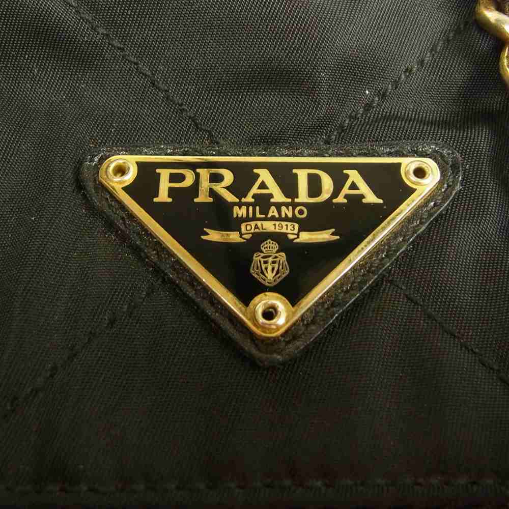 PRADA プラダ ナイロン キルティング チェーン ショルダーバッグ ゴールド金具 ブラック系【中古】