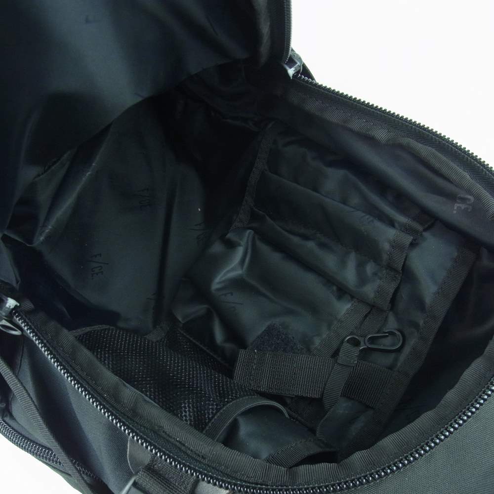エフシーイー TRAVEL BP バックパック リュック ブラック系【中古】