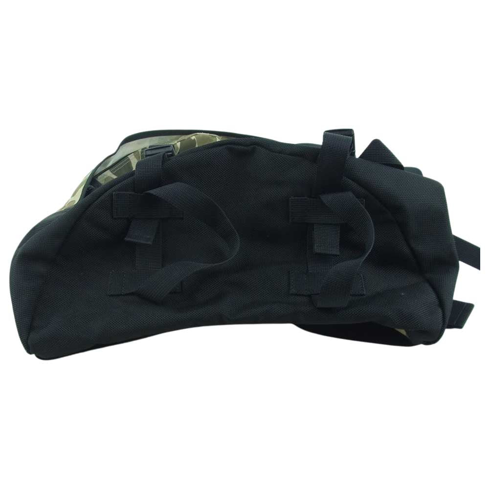 A BATHING APE アベイシングエイプ エイプ カモ 迷彩 リュック バックパック カーキ系【中古】