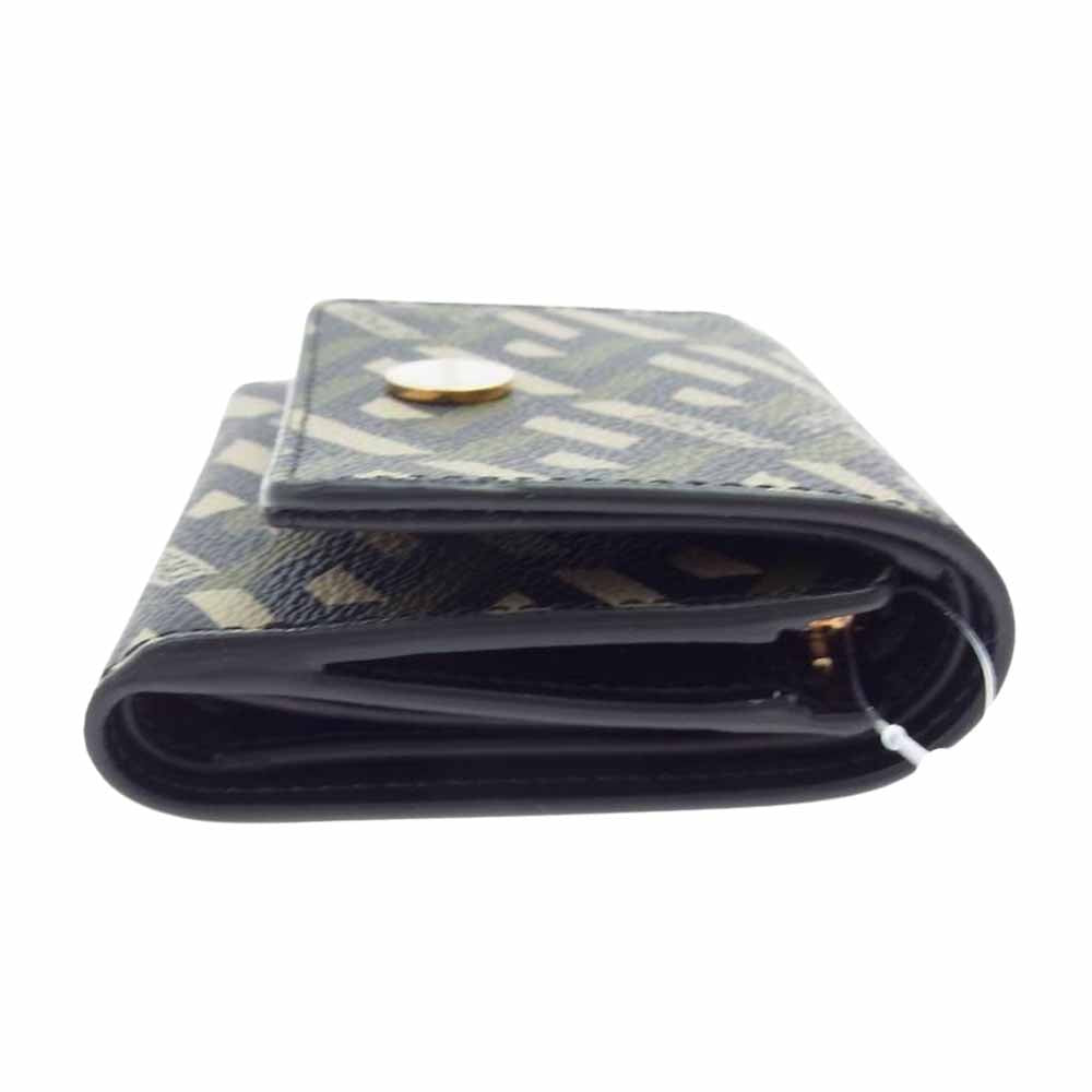 VERSACE ヴェルサーチ 1002243 1A01444 5B15V ラ グレカ シグネチャー 三つ折り コンパクト ウォレット  ブラック系 カーキ系【美品】【中古】