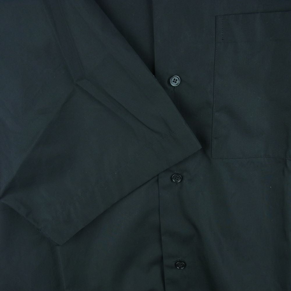 オーエーエムシー 国内正規品 3520700038 Kurt Black Shirt ロゴパッチ キャンプカラー 半袖 シャツ ブラック系 XL【美品】【中古】