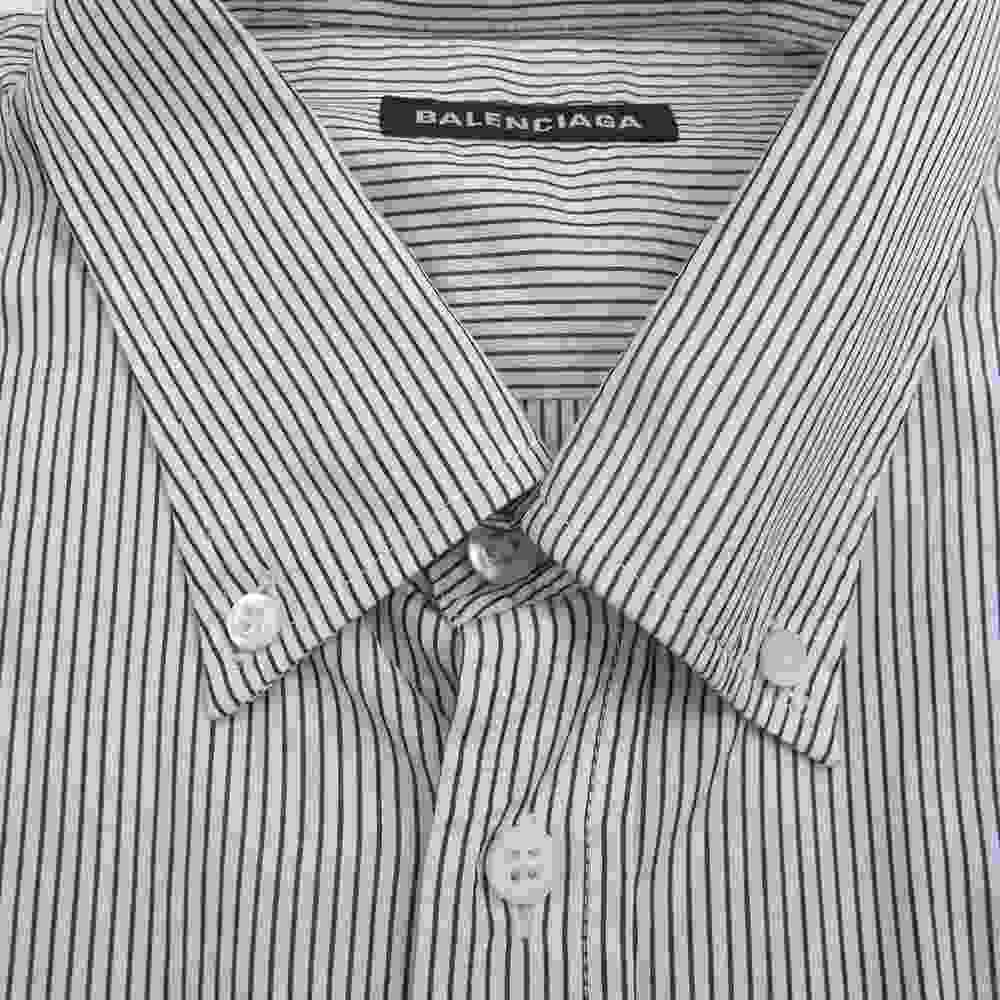 BALENCIAGA バレンシアガ 国内正規品 19SS 556913 ストライプ バックロゴプリント ボタンダウン オーバーサイズ 半袖 シャツ ブラック系 ホワイト系 39【中古】