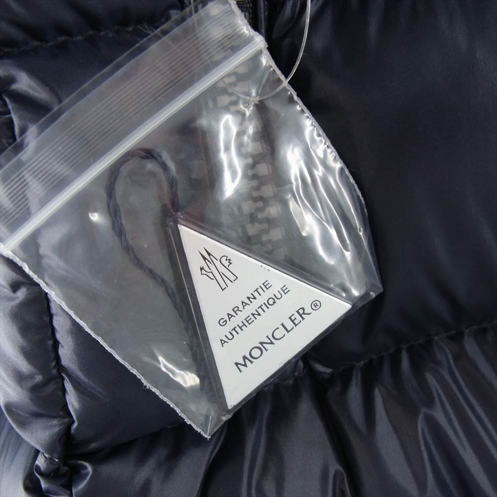 MONCLER モンクレール C20934931949 53052 SUYEN スイエン ダウンコート ネイビー系【美品】【中古】