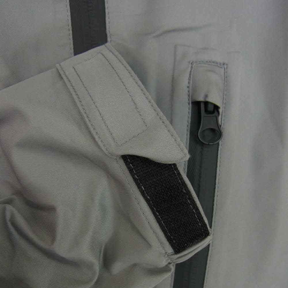 COLE HAAN コールハーン T40117 パッカブル フード付き シェル ジャケット グレー系 M【中古】