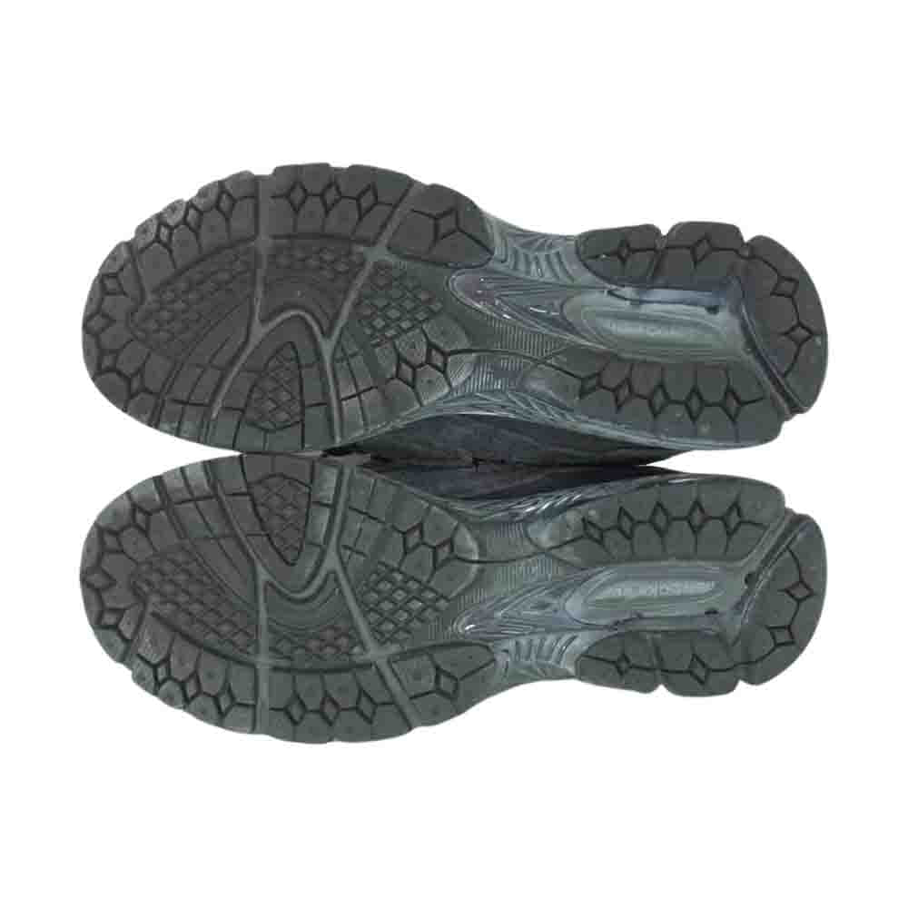 NEW BALANCE ニューバランス M2002RDB 擦れ加工 スエード スニーカー グレー系 26.5cm【中古】