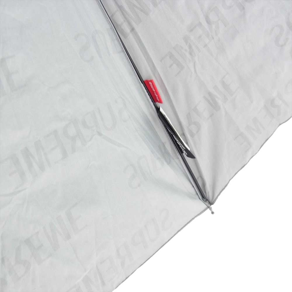 Supreme シュプリーム 16W ShedRain Reflective Repeat Umbrella シェドレイン リフレクター ロゴ総柄 ワンタッチ 折り畳み傘 アンブレラ グレー系 光沢のあるラメ入りグレー系【中古】