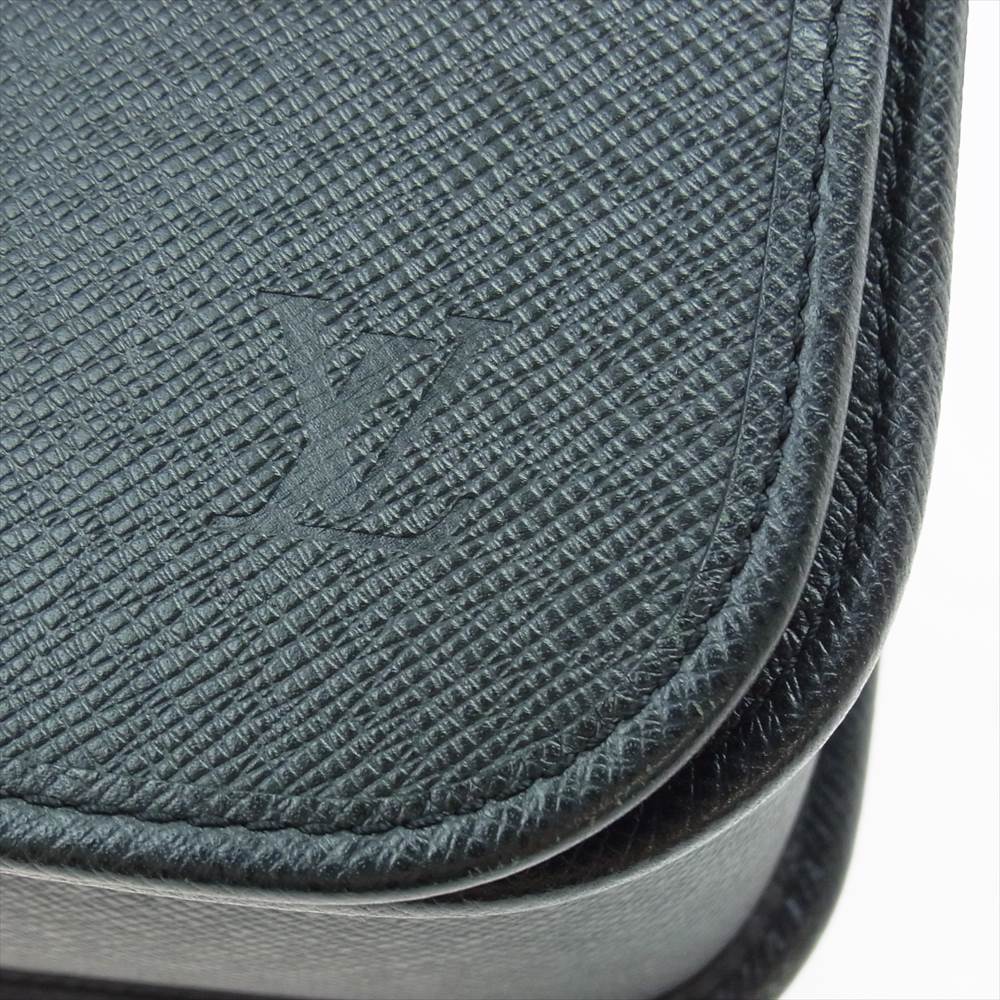 LOUIS VUITTON ルイ・ヴィトン M32482 タイガ アンドレイ ショルダー バッグ ブラック系【中古】