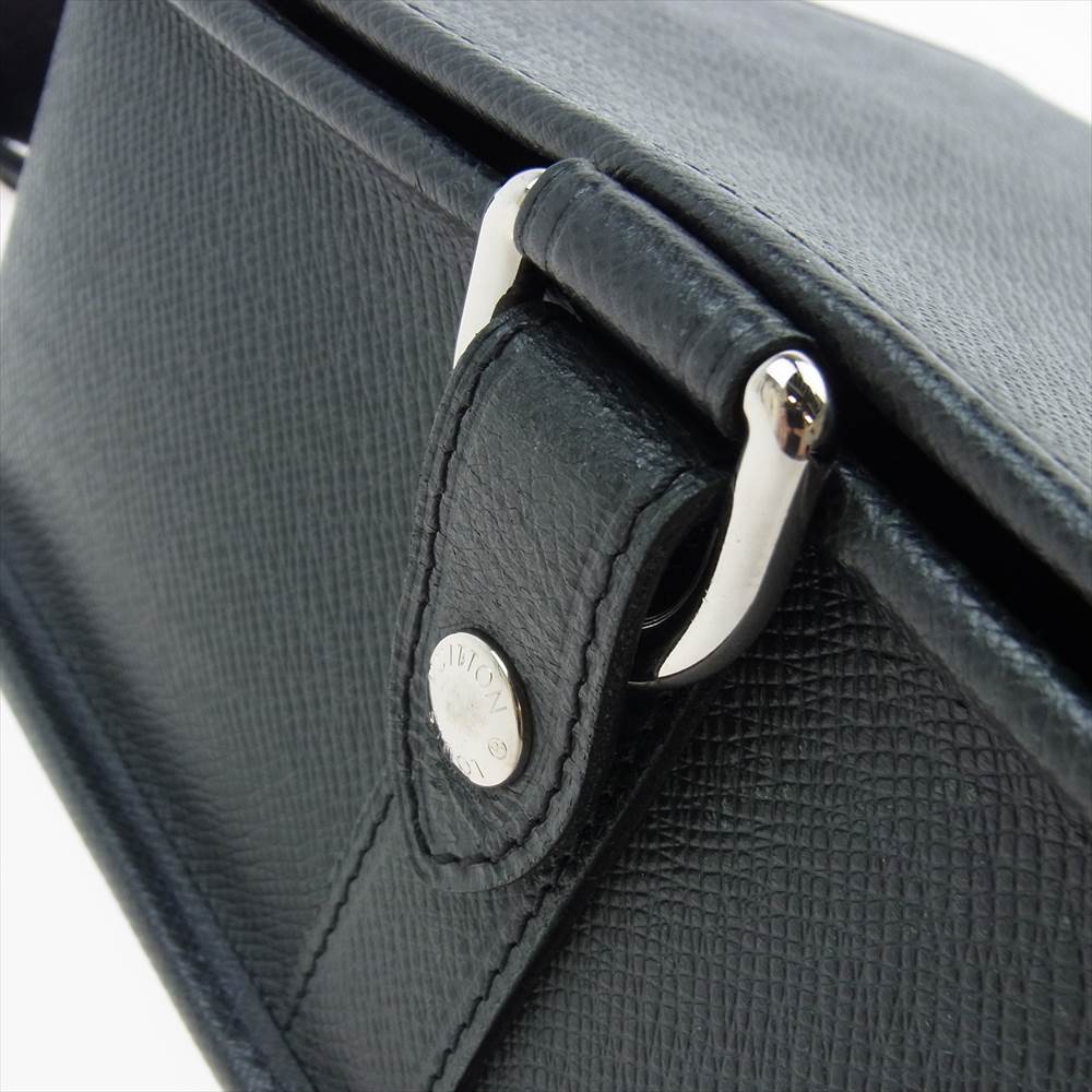 LOUIS VUITTON ルイ・ヴィトン M32482 タイガ アンドレイ ショルダー バッグ ブラック系【中古】