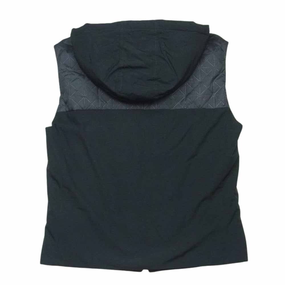 ARMANI COLLEZIONI アルマーニコレッツォーニ アルマーニジャパンタグ UCJ15W UCW19 切替 フード付き ダウン ベスト グレー系 ブラック系 46【中古】