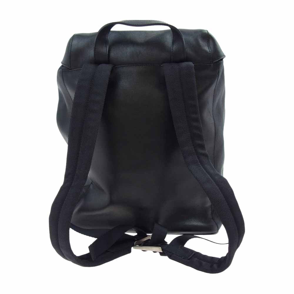 PRADA プラダ フラップ 巾着 レザー リュック ブラック系【中古】