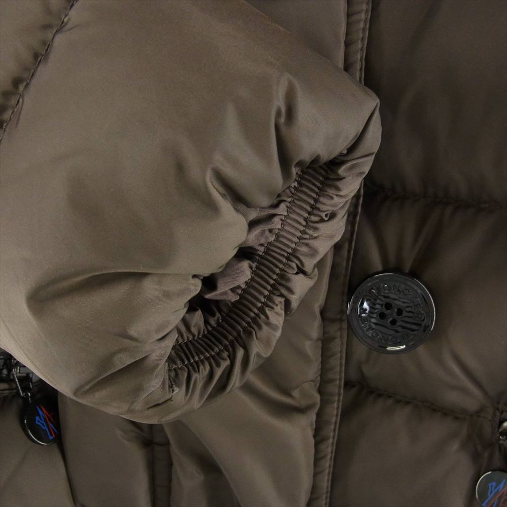 MONCLER モンクレール GENE ファー付き ダウンコート カーキ系【美品】【中古】