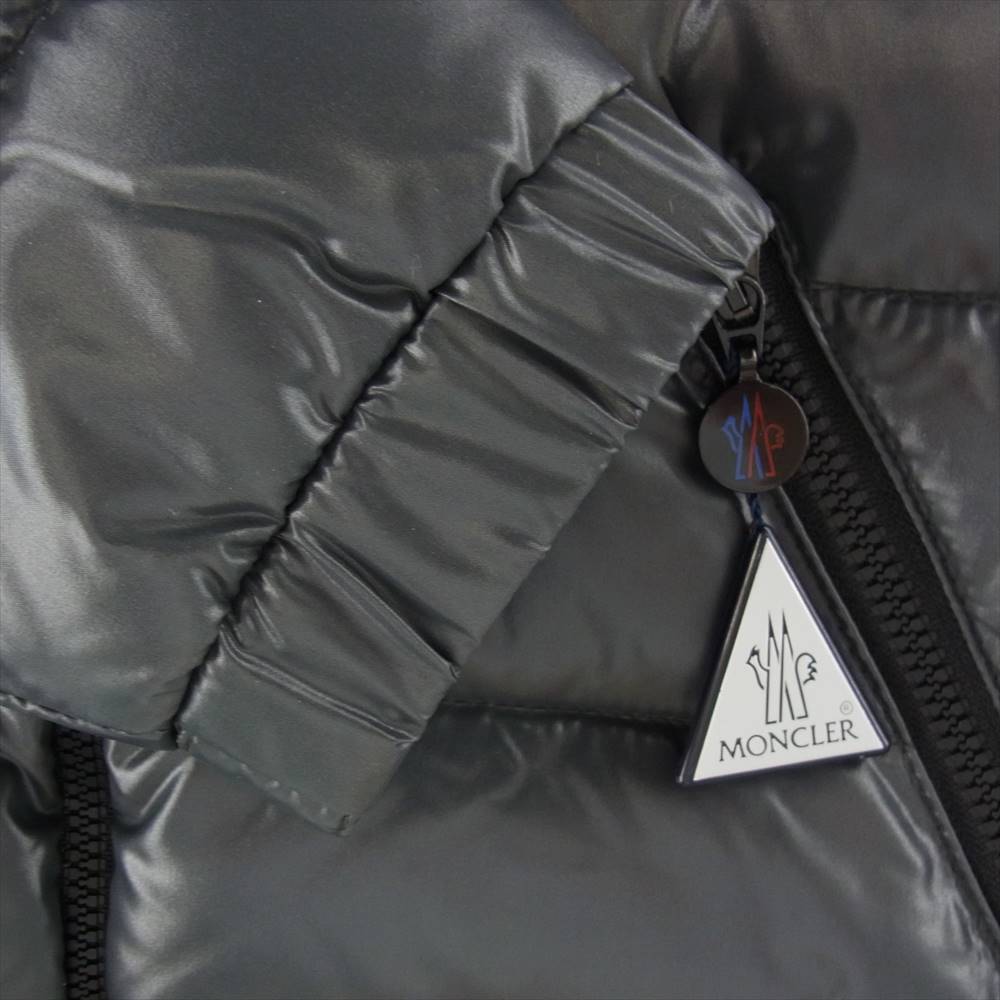 MONCLER モンクレール BADY バディ 着脱可能フード付き ダウンジャケット グレー系 TG2【中古】