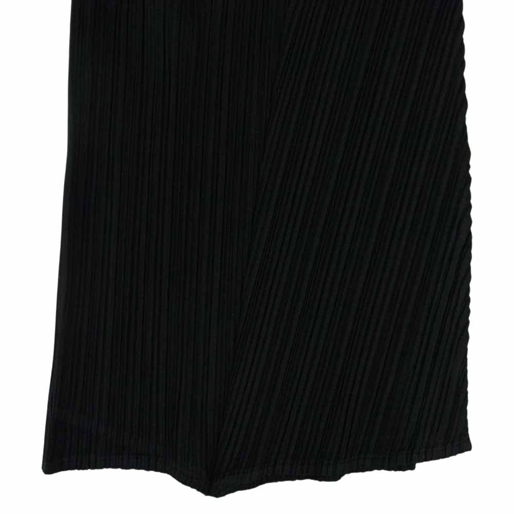 PLEATS PLEASE プリーツプリーズ イッセイミヤケ プリーツ加工 テーパードパンツ プリーツパンツ ブラック系【中古】