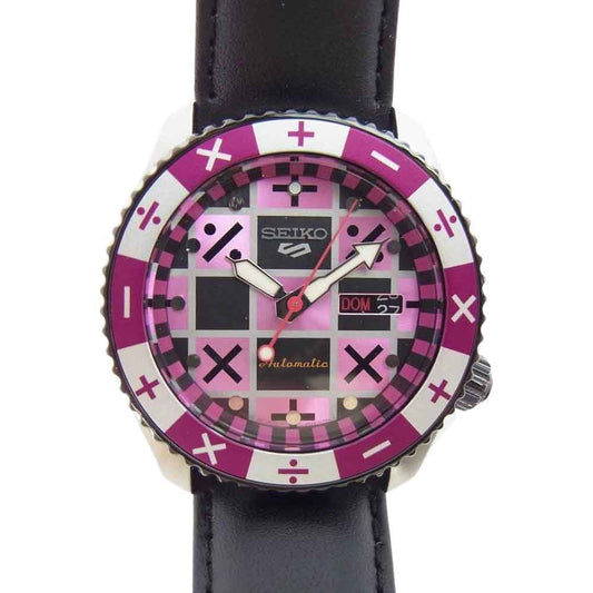 SEIKO セイコー 5SPORTS SBSA033 ジョジョの奇妙な冒険 黄金の風 トリッシュ・ウナ モデル 腕時計 リストウォッチ  パープル系【新古品】【未使用】【中古】