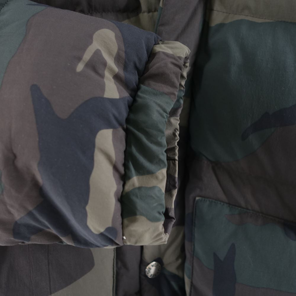 THE NORTH FACE ノースフェイス ND91421 NOVELTY CAMP SIERRA SHORT ノベルティ キャンプ シエラ ショート ダウン ジャケット  カーキ系 迷彩 M【中古】