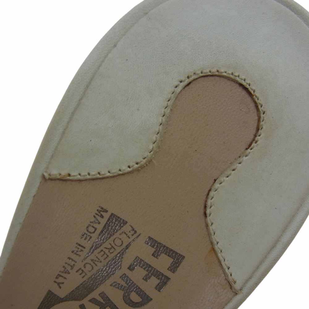 Salvatore Ferragamo サルヴァトーレフェラガモ ミュール ブラックリボン サンダル ホワイト系 7c【中古】