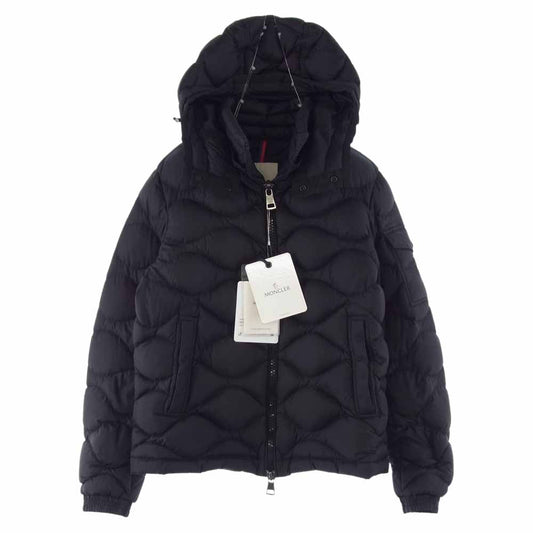 MONCLER モンクレール B20914131805 53227 国内正規品 MORANDIERES モランデレス ダウンジャケット ブラック系【美品】【中古】