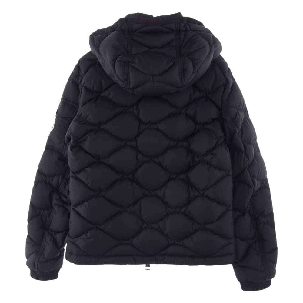 MONCLER モンクレール B20914131805 53227 国内正規品 MORANDIERES モランデレス ダウンジャケット ブラック系【美品】【中古】