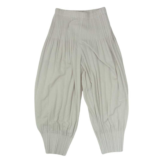 PLEATS PLEASE プリーツプリーズ イッセイミヤケ PP93-JF524 FLUFFY BASICS プリーツ消し加工 フラッフィー プリーツ パンツ ベージュ系【美品】【中古】