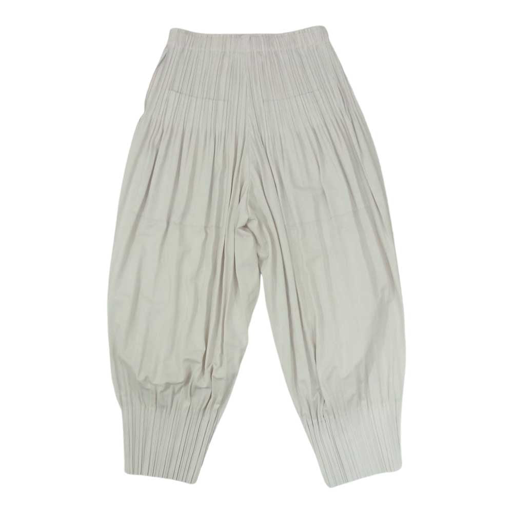 PLEATS PLEASE プリーツプリーズ イッセイミヤケ PP93-JF524 FLUFFY BASICS プリーツ消し加工 フラッフィー プリーツ パンツ ベージュ系【美品】【中古】