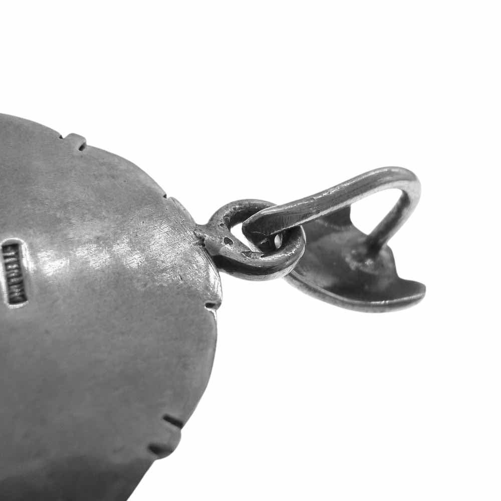 ナバホ アーティスト不明 NAVAJO族 インディアンジュエリー SV925  ホワイトバッファロー オーバル ペンダントトップ シルバー系【中古】