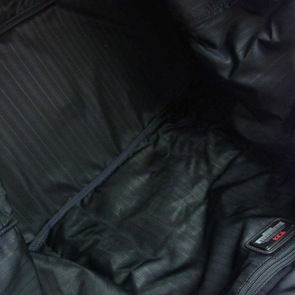 TUMI トゥミ 92153DH ALPHA GENERATION 4 BLACK SOFT LEATHER DUFFLE WEEKENDER TRAVEL BAG TSAロック付き オールレザー 2way ショルダー ボストンバック ブラック系【中古】