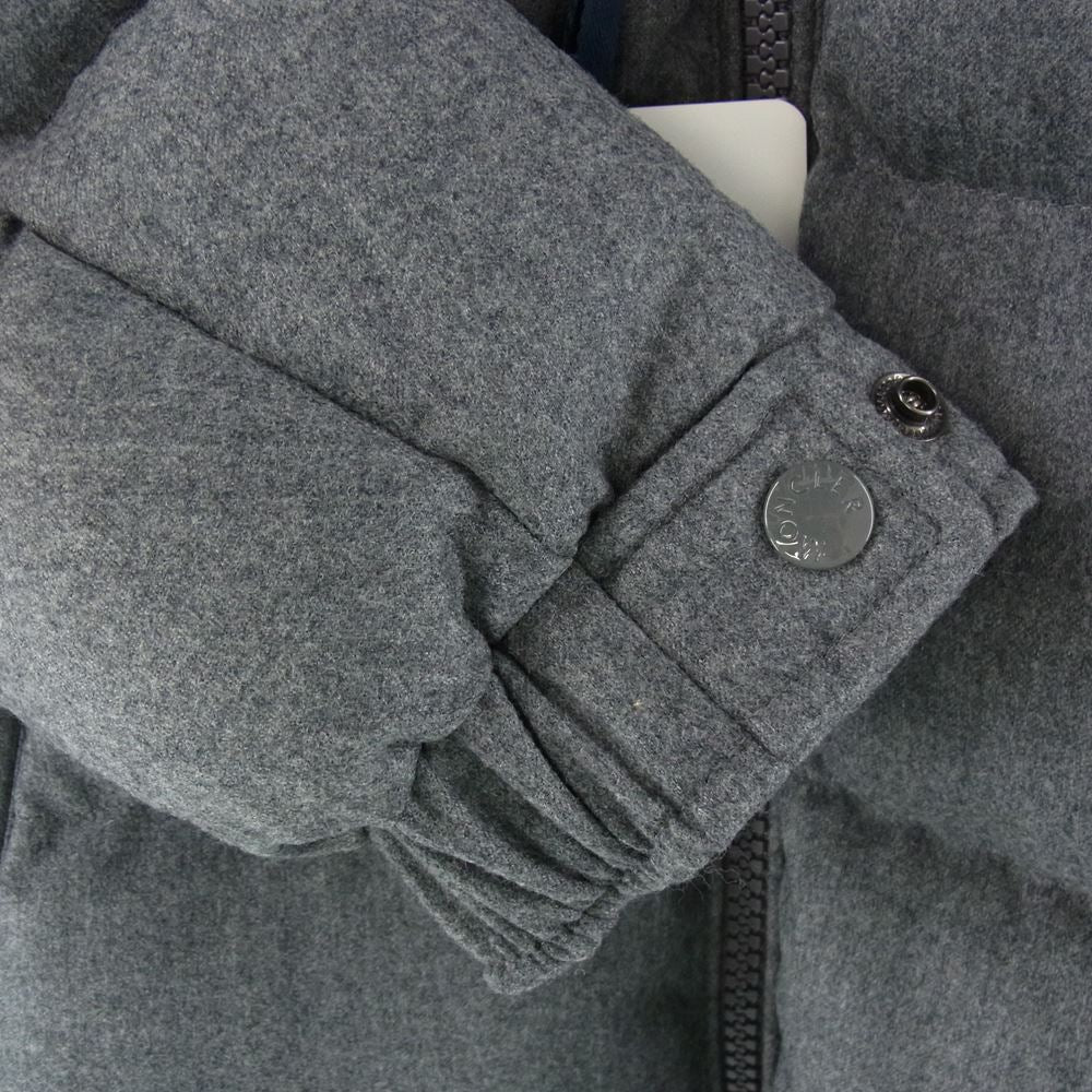 MONCLER モンクレール H20911A53700 54272 国内正規品 MONTGENEVRE モンジュネーブル ダウンジャケット グレー系 4【新古品】【未使用】【中古】