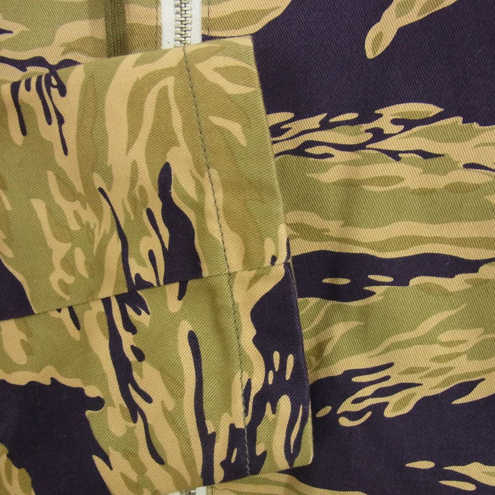 The REAL McCOY'S ザリアルマッコイズ TIGER ADS PARKA タイガーカモ ジップ パーカー ジャケット カーキ系 S【中古】