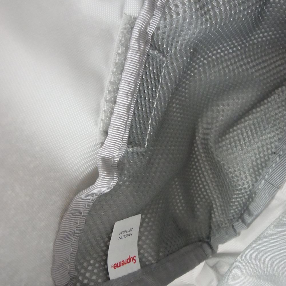 Supreme シュプリーム 22AW Shoulder Bag ショルダーバック ポーチ シルバー シルバー系【新古品】【未使用】【中古】