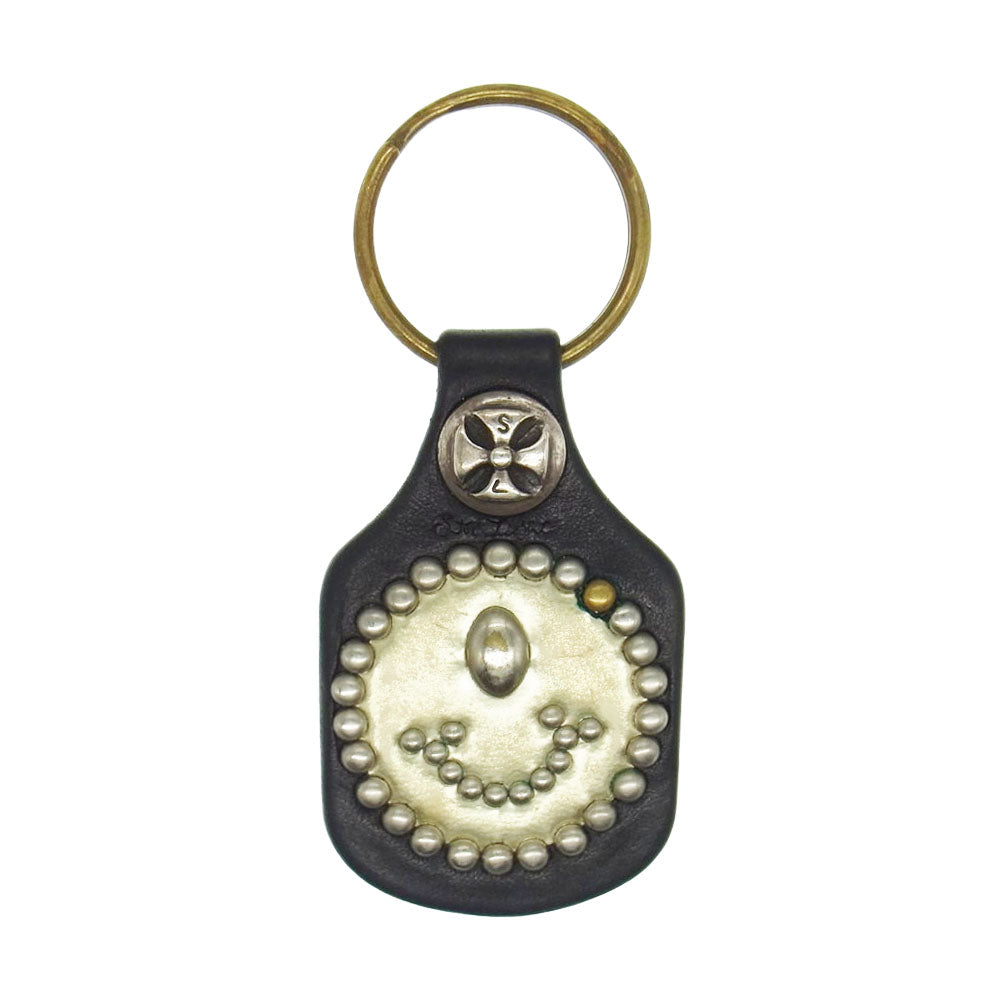 STOPLIGHT ストップライト クロスコンチョ付き スマイルフェイス スタッズ レザー キーホルダー ブラック系 ゴールド系【中古】