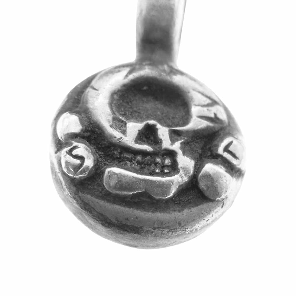 STOPLIGHT ストップライト クロス＆スカル ペンダントトップ シルバー系【中古】