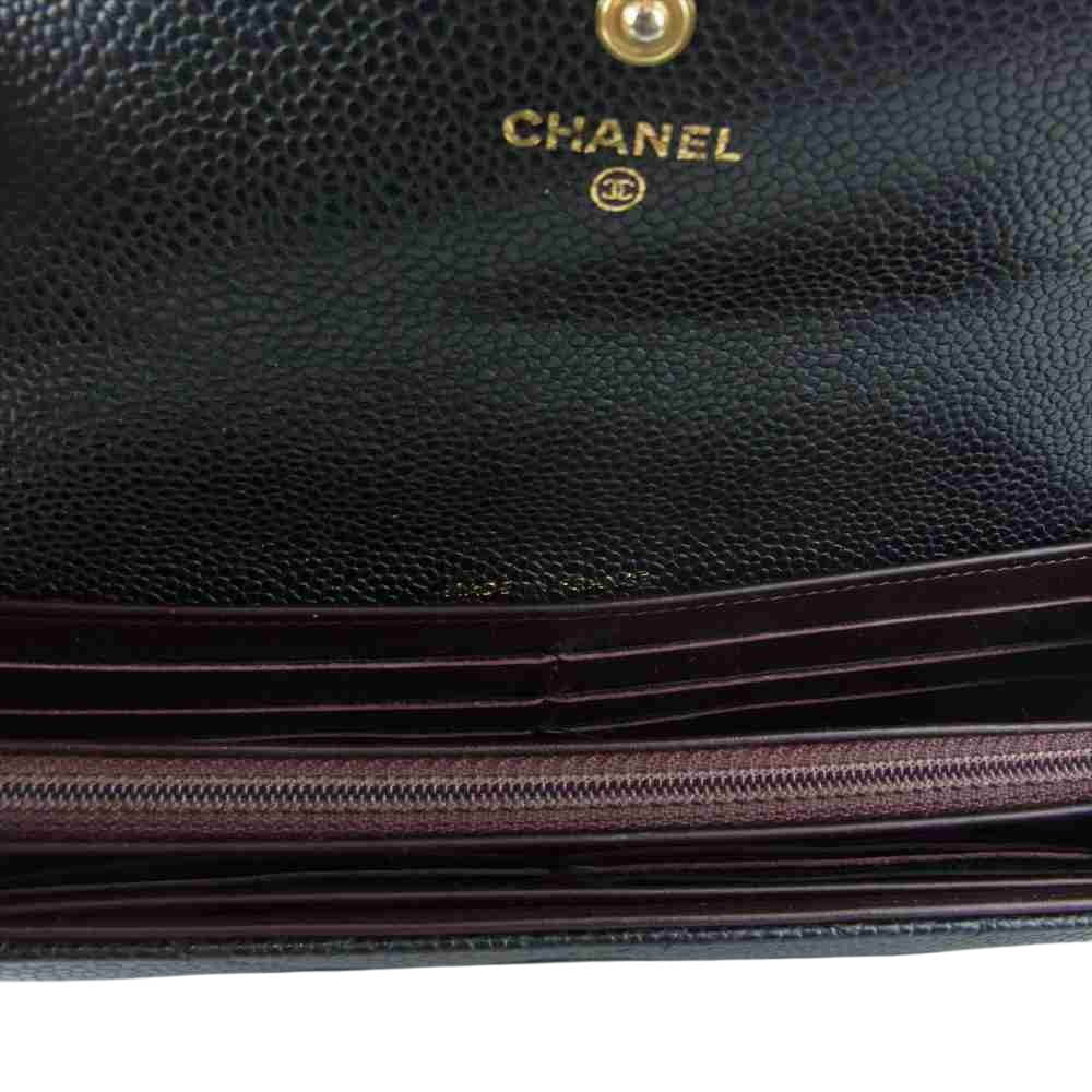 CHANEL シャネル マトラッセ キャビアスキン 二つ折り 長財布 ゴールド金具 ブラック系【中古】