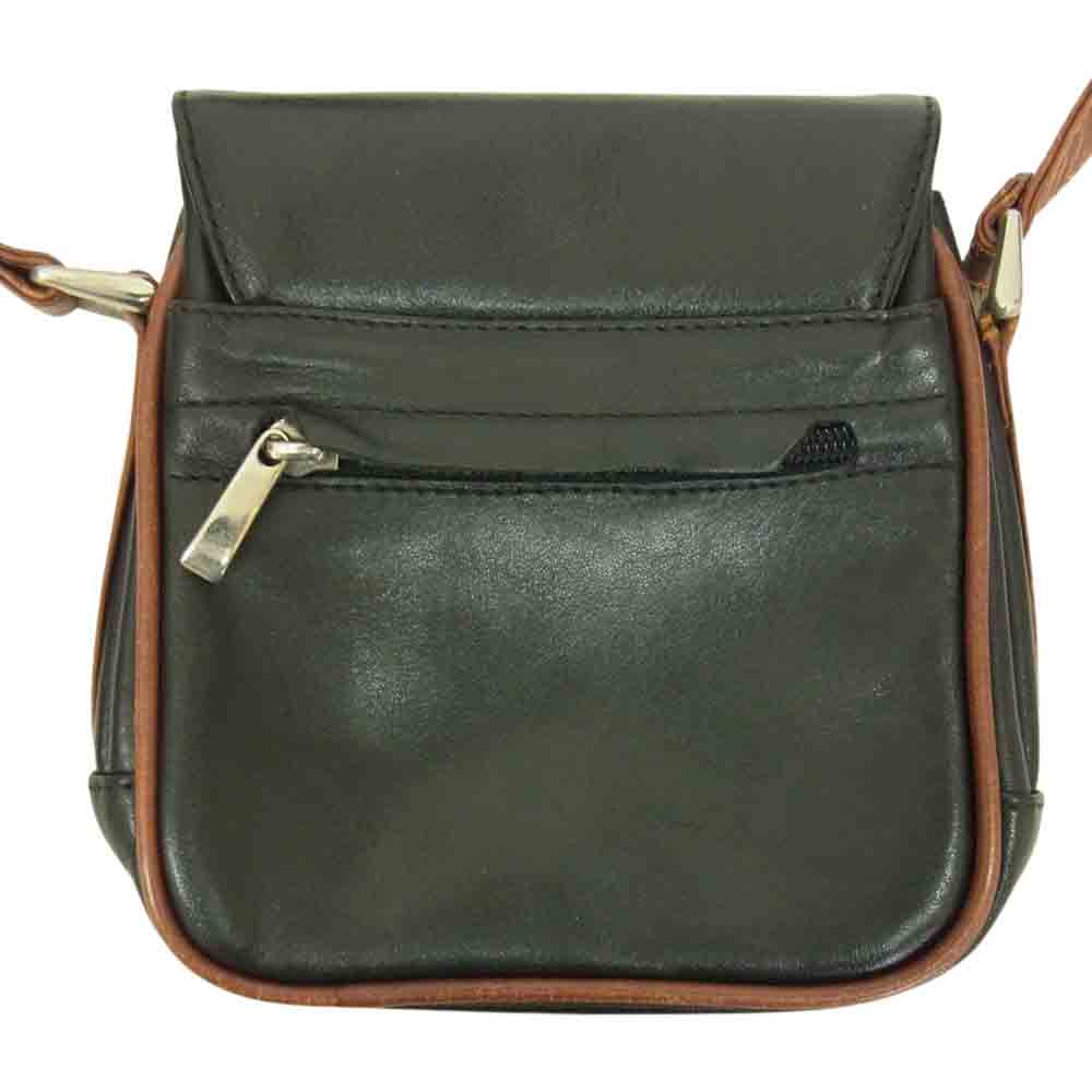 BREE ブリー  レザー ショルダー ポーチ ブラック系【中古】